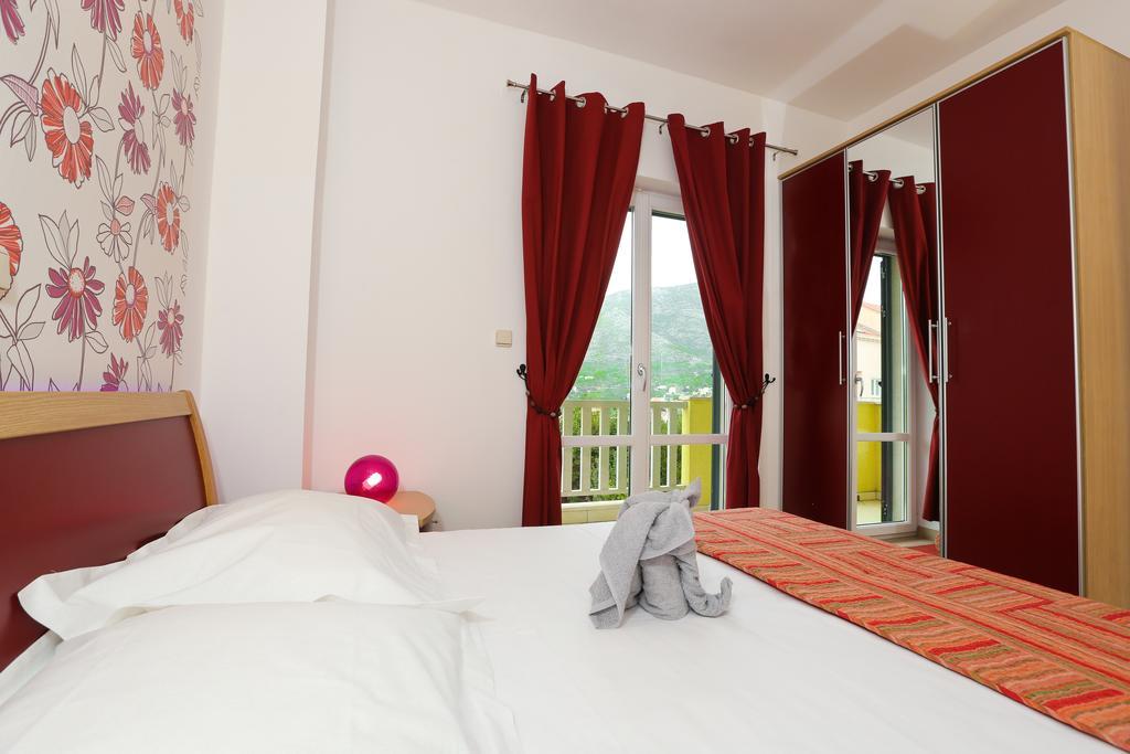 Sunrise Apartments ツァヴタット エクステリア 写真