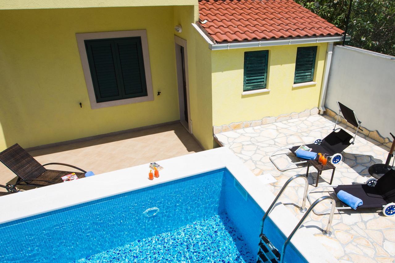 Sunrise Apartments ツァヴタット エクステリア 写真